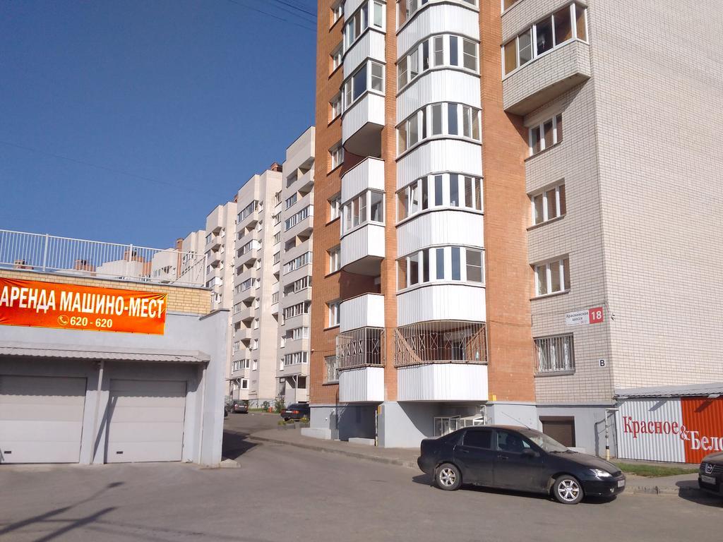 Apartments On Krasninskoye Av. 18 Smolensk Bagian luar foto